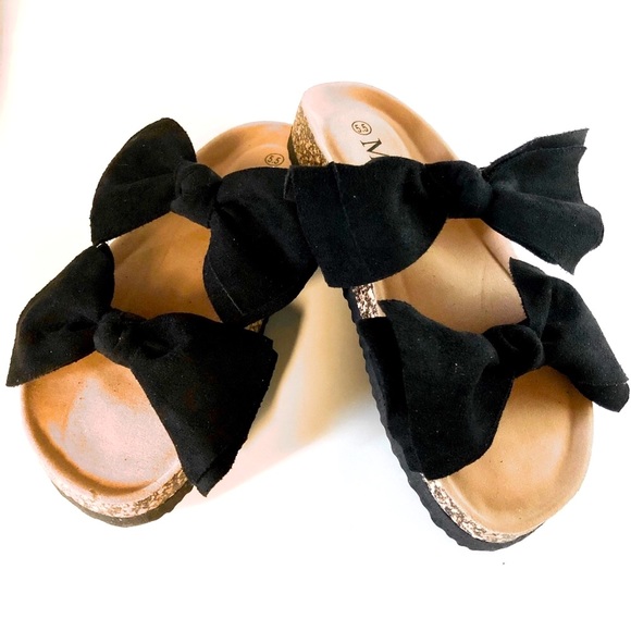 Double Bow Sandals - Picture 2 of 3